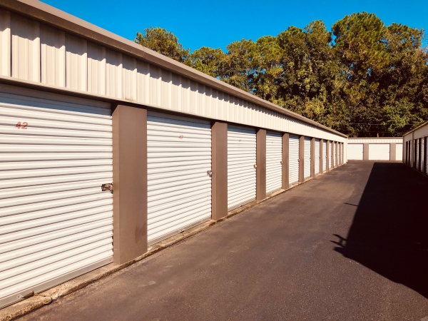 Gautier Lock Storage - Annex