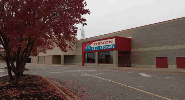 Devon Self Storage - 9014 - Florissant