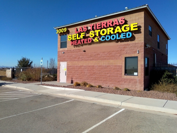 Las Tierras Self Storage