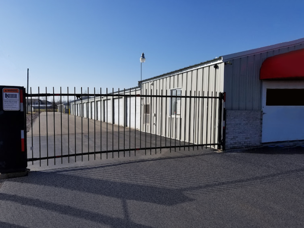 Storage Rentals of America - Burton - E. Bristol Rd.