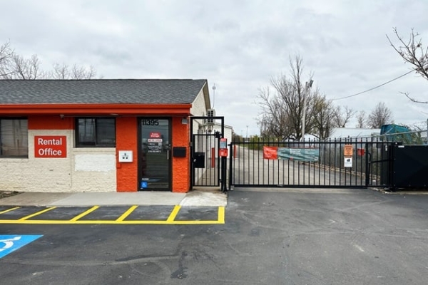 Public Storage - Parma - 11395 Brookpark Road