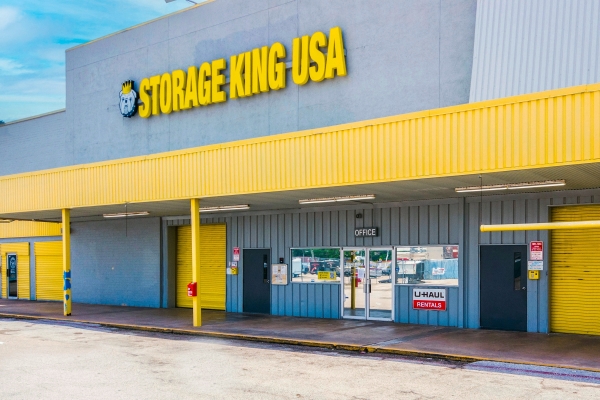 Storage King USA - 061 - Baytown, TX - S. Alexander