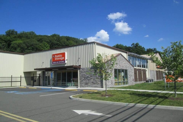 Public Storage - Danbury - 77 Mill Plain Road #83