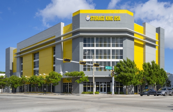 Storage King USA - 131 - Miami, FL - NW 12th Ave