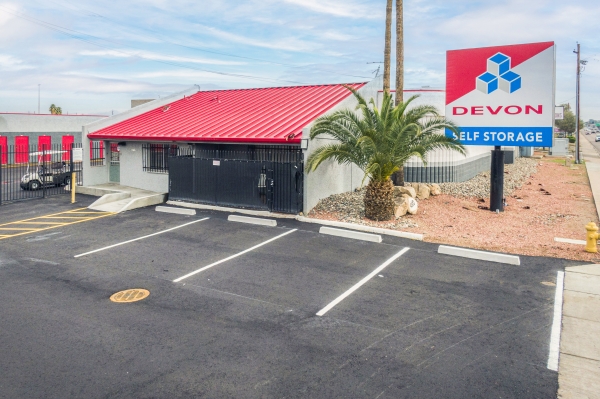 Devon Self Storage - 9127 - Budget Phoenix