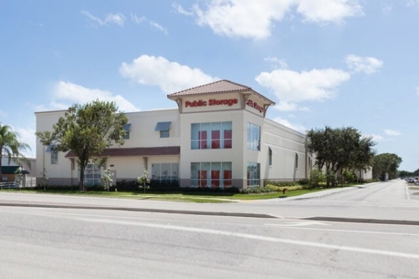 Public Storage - Boca Raton - 1900 NW 1st Court