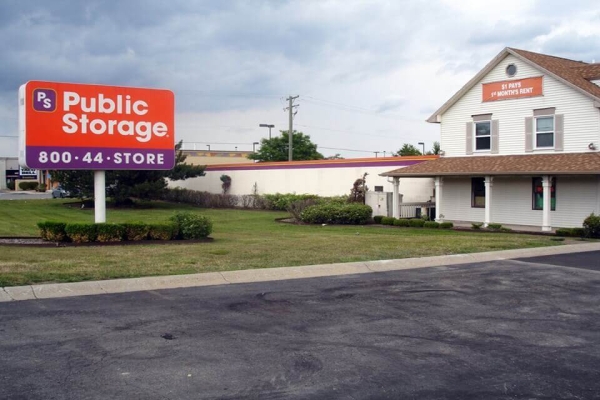 Public Storage - Sterling Heights - 36260 Van Dyke Ave