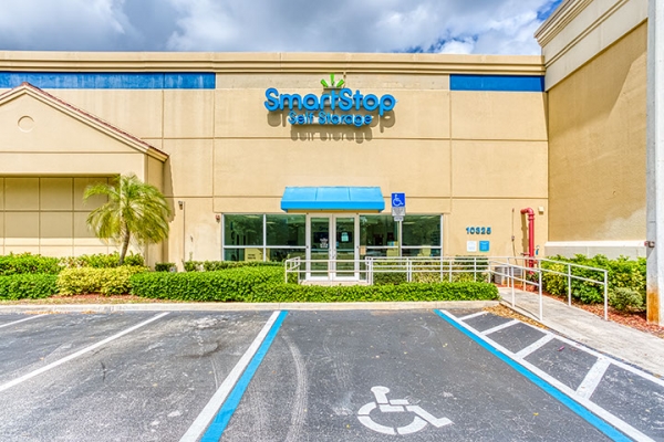 SmartStop Self Storage - Plantation - 10325 W Broward Blvd