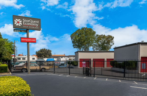 StorQuest Economy - Sacramento / N Stockton