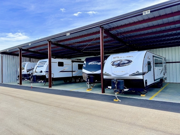 1st Class RV and Boat Storage