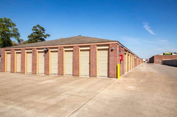 Devon Self Storage - 9275 - Gessner Rd