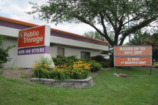 Public Storage - Milwaukee - 6676 W Appleton Ave