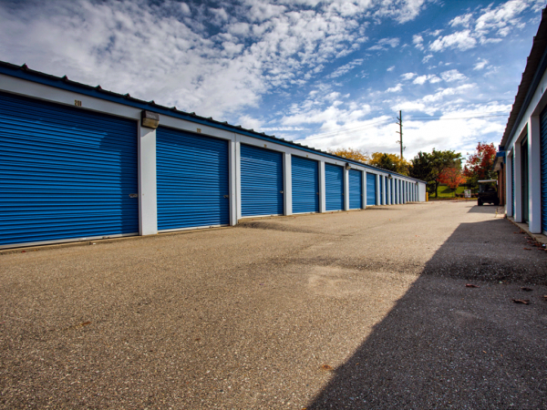 Storage Rentals of America - Lake Orion