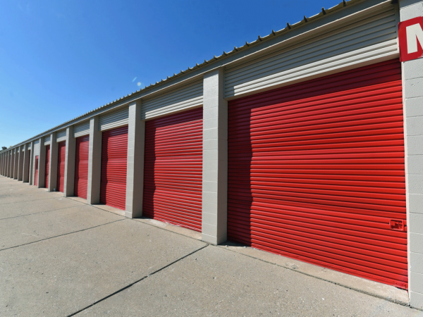 Storage Rentals of America - Waterford - Highland Road