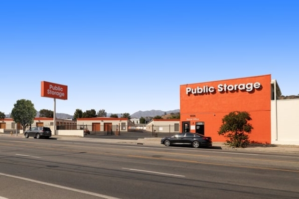 Public Storage - Sun Valley - 9036 Glenoaks Blvd