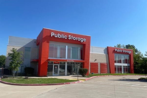 Public Storage - Houston - 17114 Clay Rd