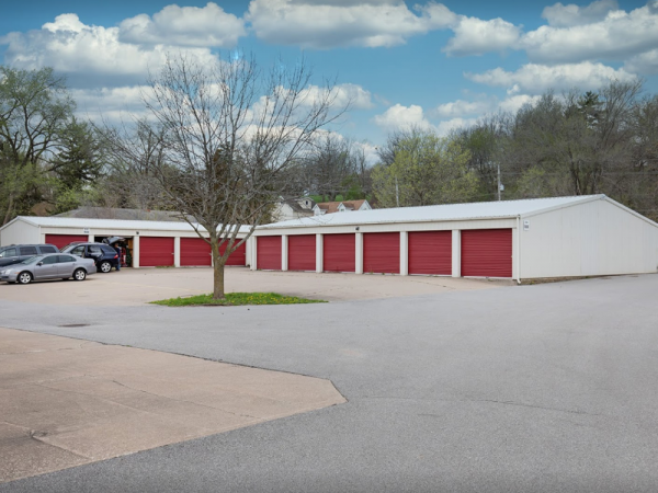 Storage Rentals of America - Bettendorf - Valley Dr.