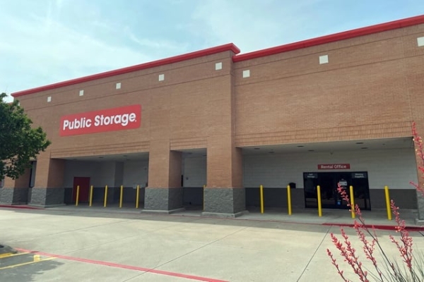 Public Storage - Benbrook - 8510 Benbrook Blvd