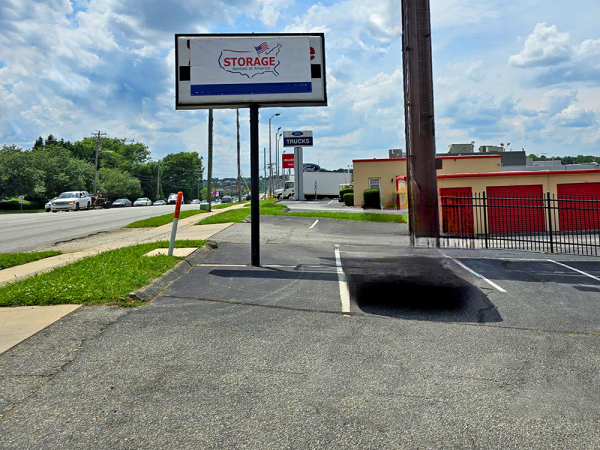 Storage Rentals of America - Greensboro - West Wendover Ave