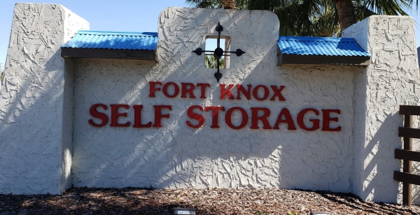 Fort Knox Self Storage - Lady Lake