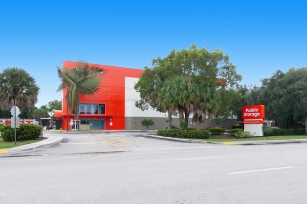 Public Storage - Tamarac - 8300 N University Drive