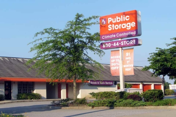 Public Storage - High Point - 2729 W English Road