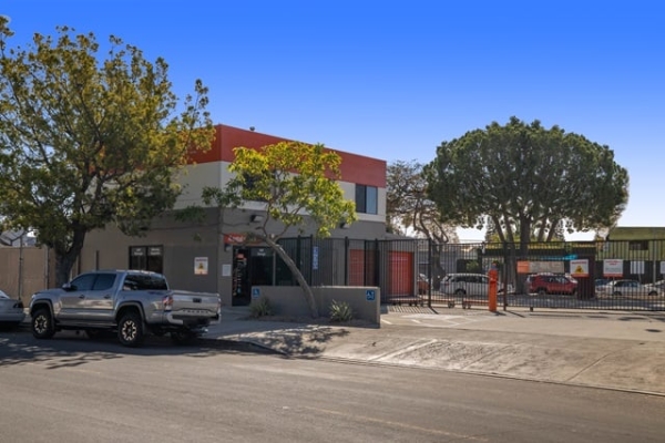 Public Storage - Los Angeles - 5570 Airdrome Street