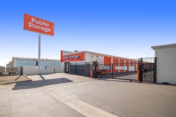 Public Storage - Downey - 12245 Woodruff Ave