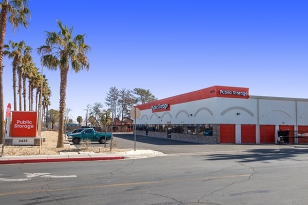 Public Storage - North Las Vegas - 2435 E Cheyenne Ave