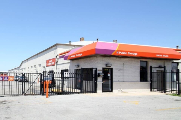 Public Storage - Chicago - 2640 W 79th Street