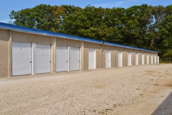 Storage Rentals of America - Menomonee Falls - Bobolink Ave