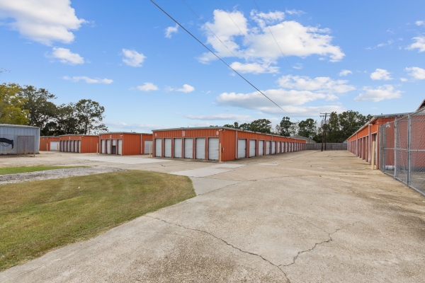 Radiant Storage - Baton Rouge/ Quinn