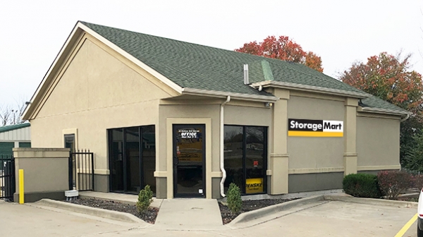 StorageMart - Hamblen Road at 953 SE Oldham Pkwy