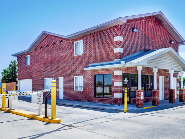 Storage Rentals of America - Topeka - 2650 SE California Ave