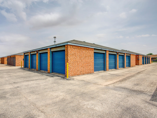 Storage Rentals of America - Midland - 315 N Midland Dr