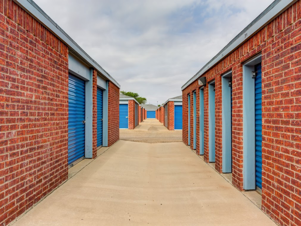 Storage Rentals of America - Lubbock - 3103 50th St