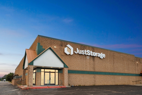 JustStorage - Olathe