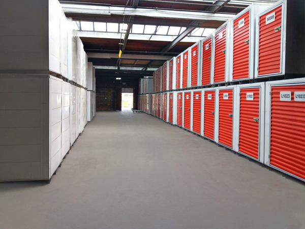 Storage Rentals of America - St Louis - South Vandeventer Ave