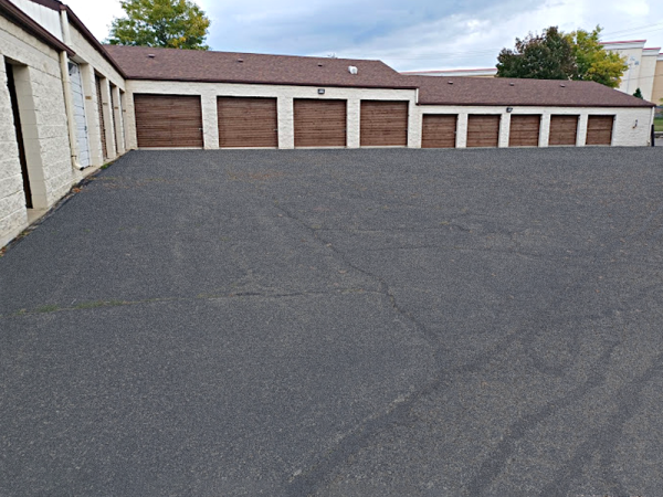 Storage Rentals of America - Waukesha - Manhattan Dr