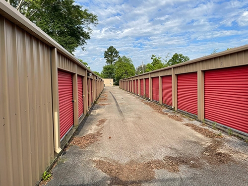 Drop Zone Storage Center - Steelman