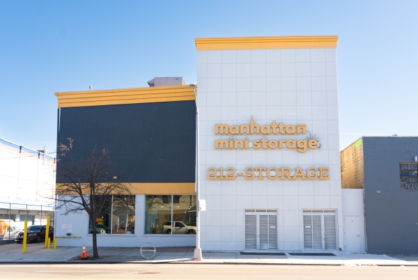 Manhattan Mini Storage - Jamaica Ave & 184th St