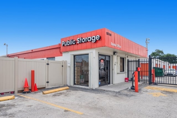 Public Storage - Opa-Locka - 15760 NW 27th Ave