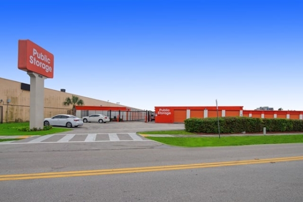 Public Storage - Hialeah - 7930 W 20th Ave