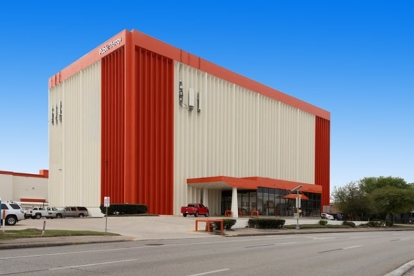 Public Storage - Houston - 5615 Westheimer Rd