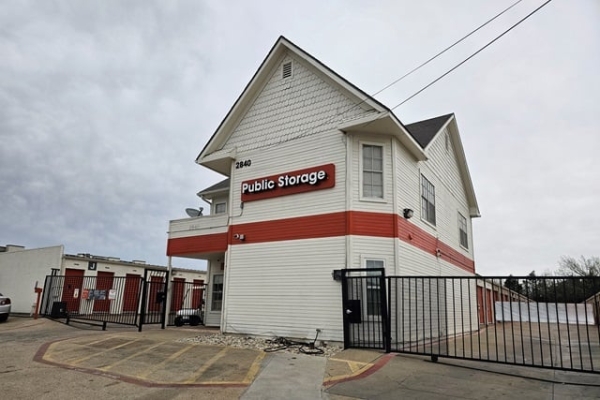 Public Storage - Dallas - 2840 S Westmoreland Road