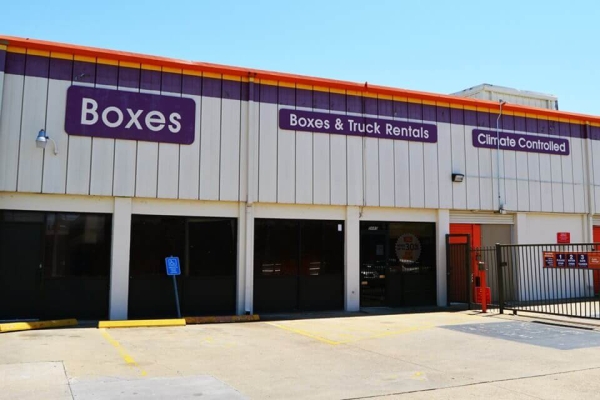 Public Storage - Houston - 5685 De Soto Drive