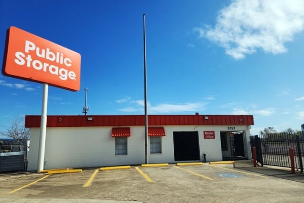 Public Storage - Houston - 5151 S Shaver Street