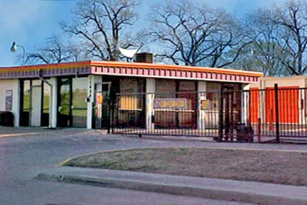 Public Storage - Dallas - 11434 Sprowles Street