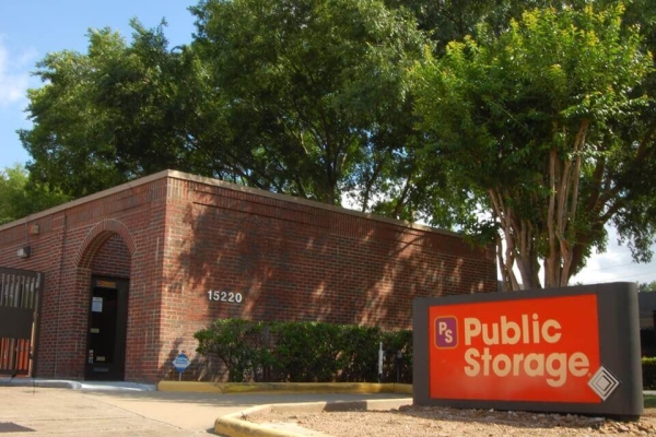 Public Storage - Sugar Land - 15220 Lexington Blvd