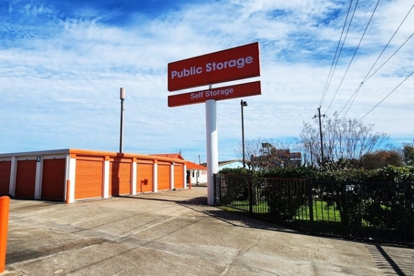 Public Storage - Houston - 12435 I-10 E Fwy